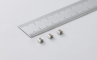 貼片功率電感封裝方式的關鍵注意事項